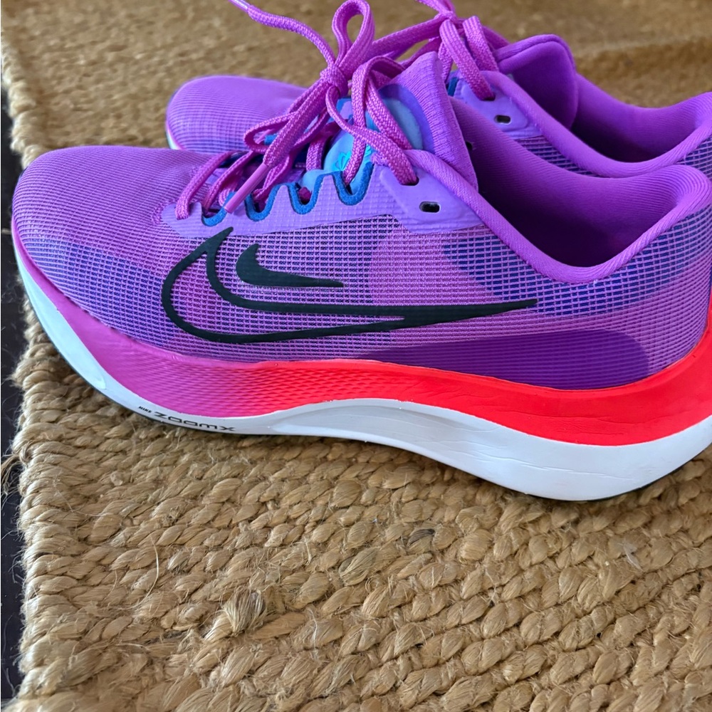 Nike Women's Zoom Fly 5 Purple Running Shoes